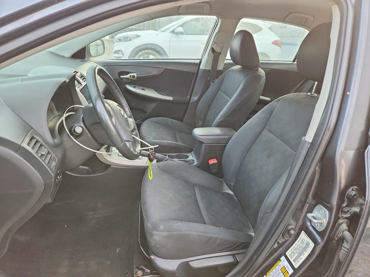 2010 TOYOTA COROLLA BASE photo 7