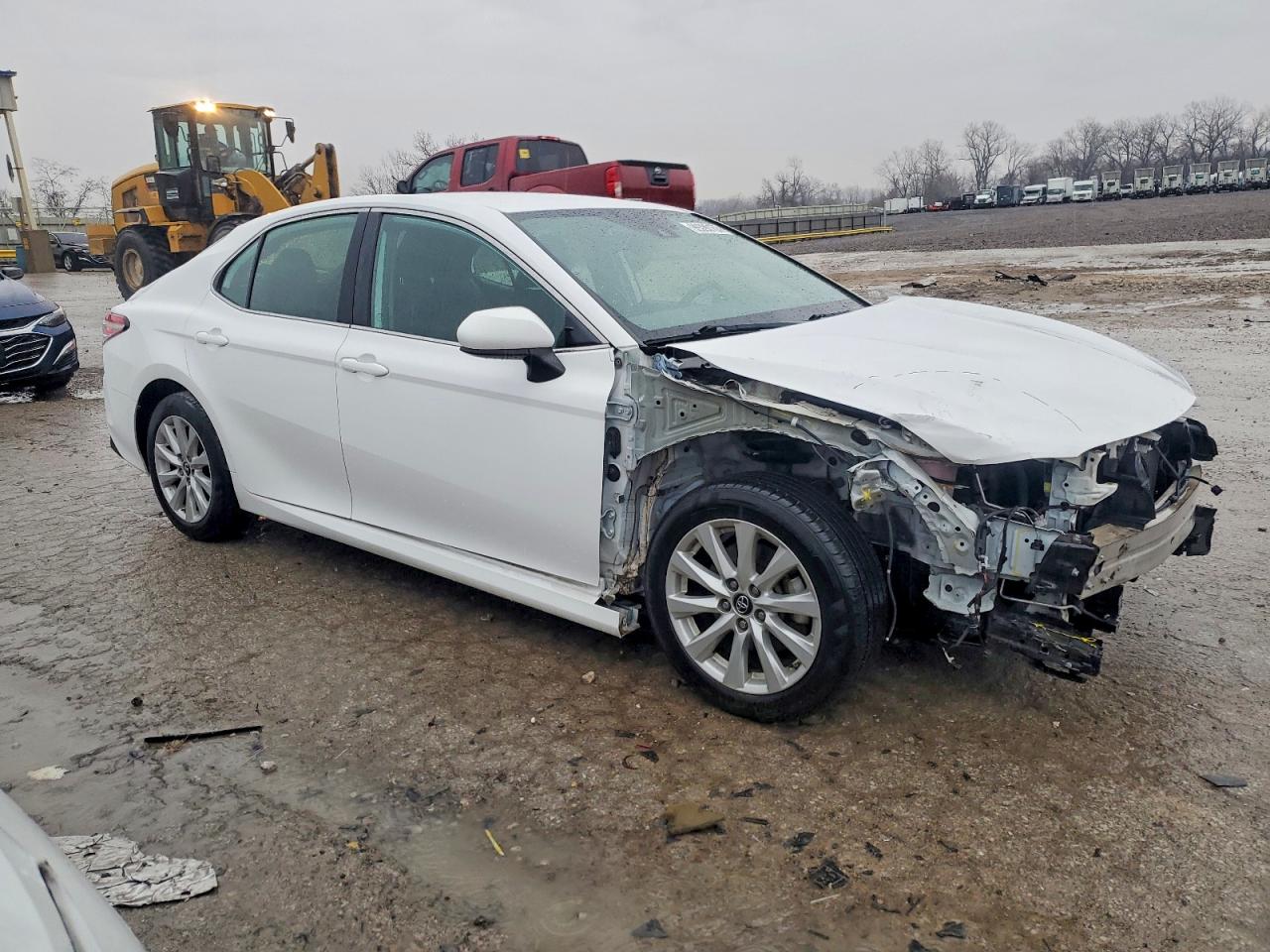 2019 TOYOTA CAMRY L photo 4