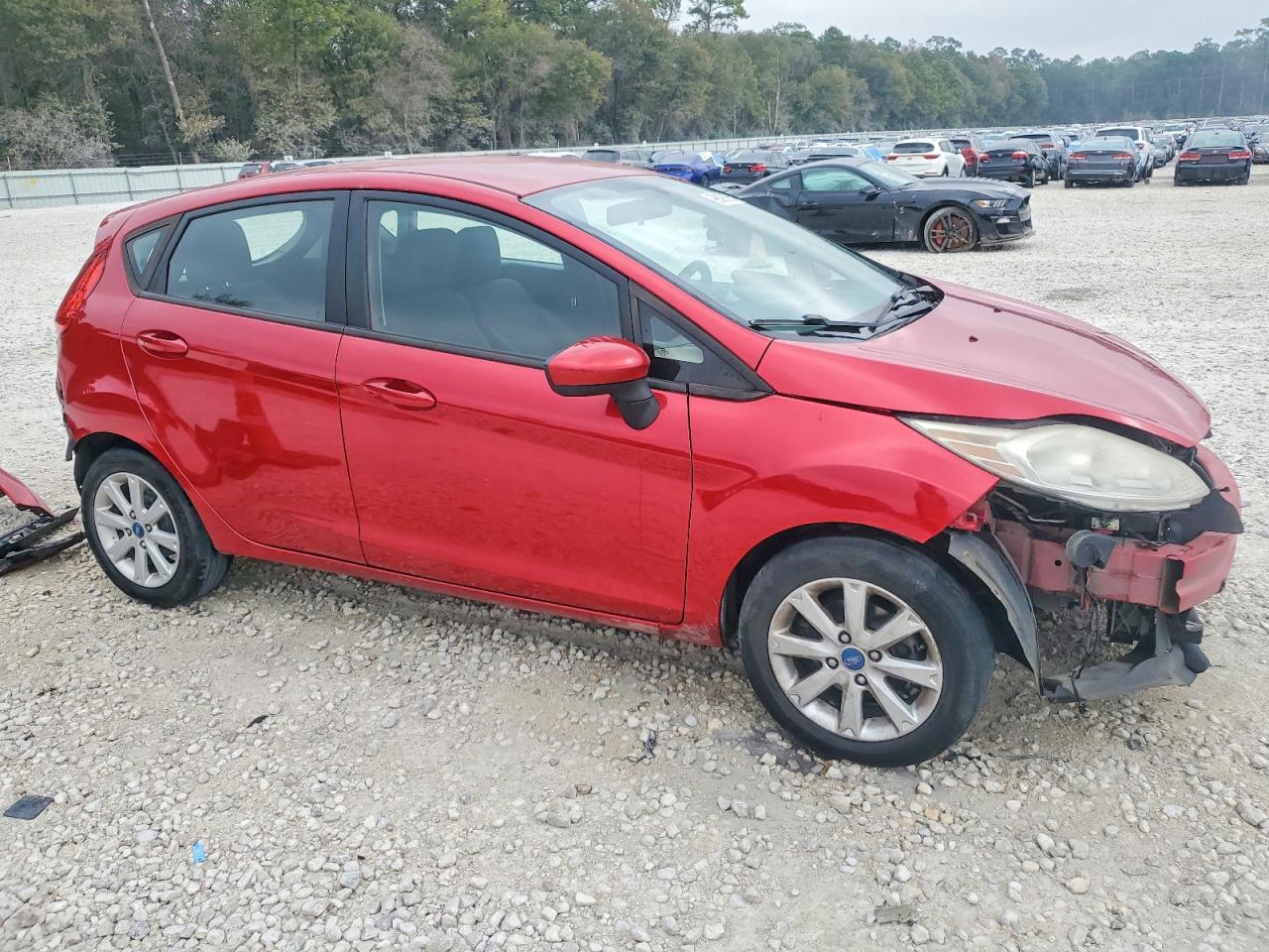 2012 FORD FIESTA SE photo 4