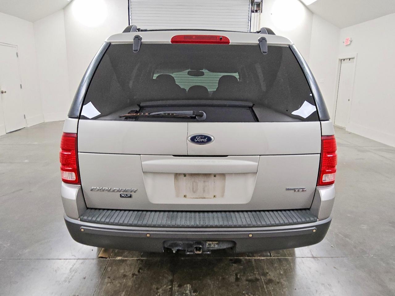 2005 FORD EXPLORER XLT photo 6