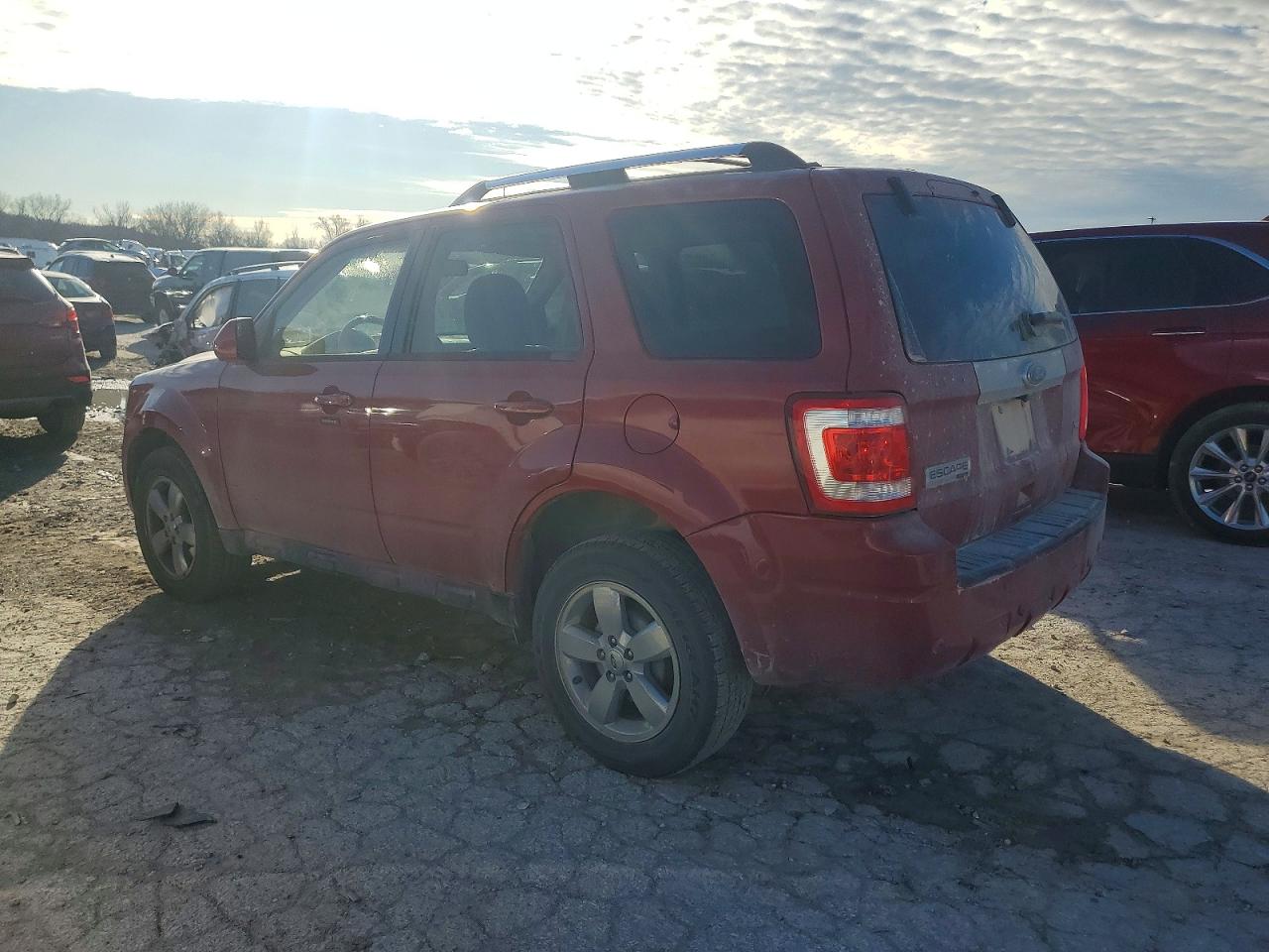 2011 FORD ESCAPE LIMITED photo 2