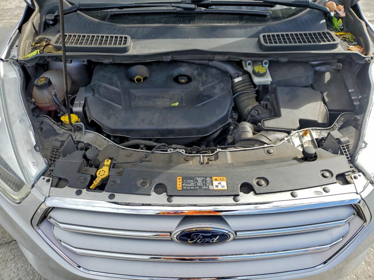 2017 FORD ESCAPE SE photo 12