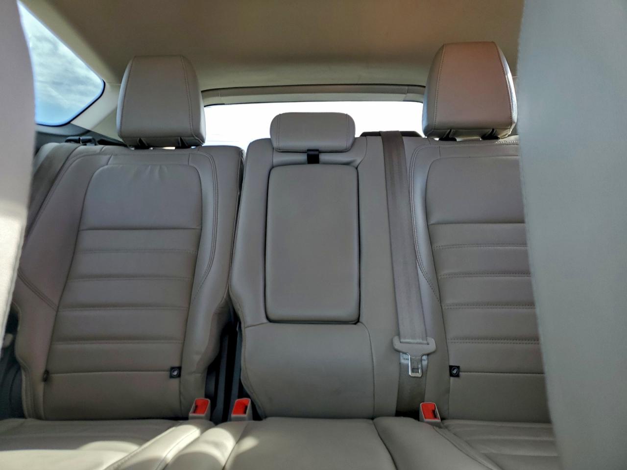 2017 FORD ESCAPE SE photo 10