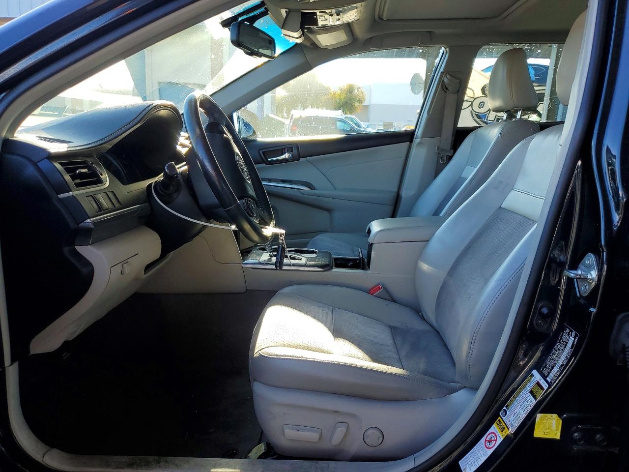 2013 TOYOTA CAMRY HYBRID photo 7