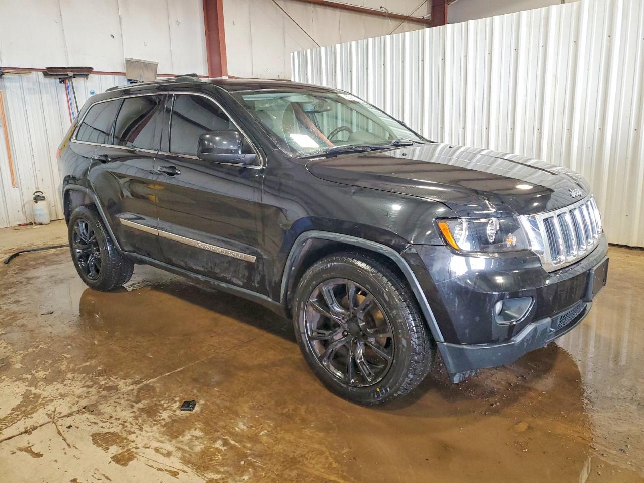 2012 JEEP GRAND CHEROKEE LAREDO photo 4