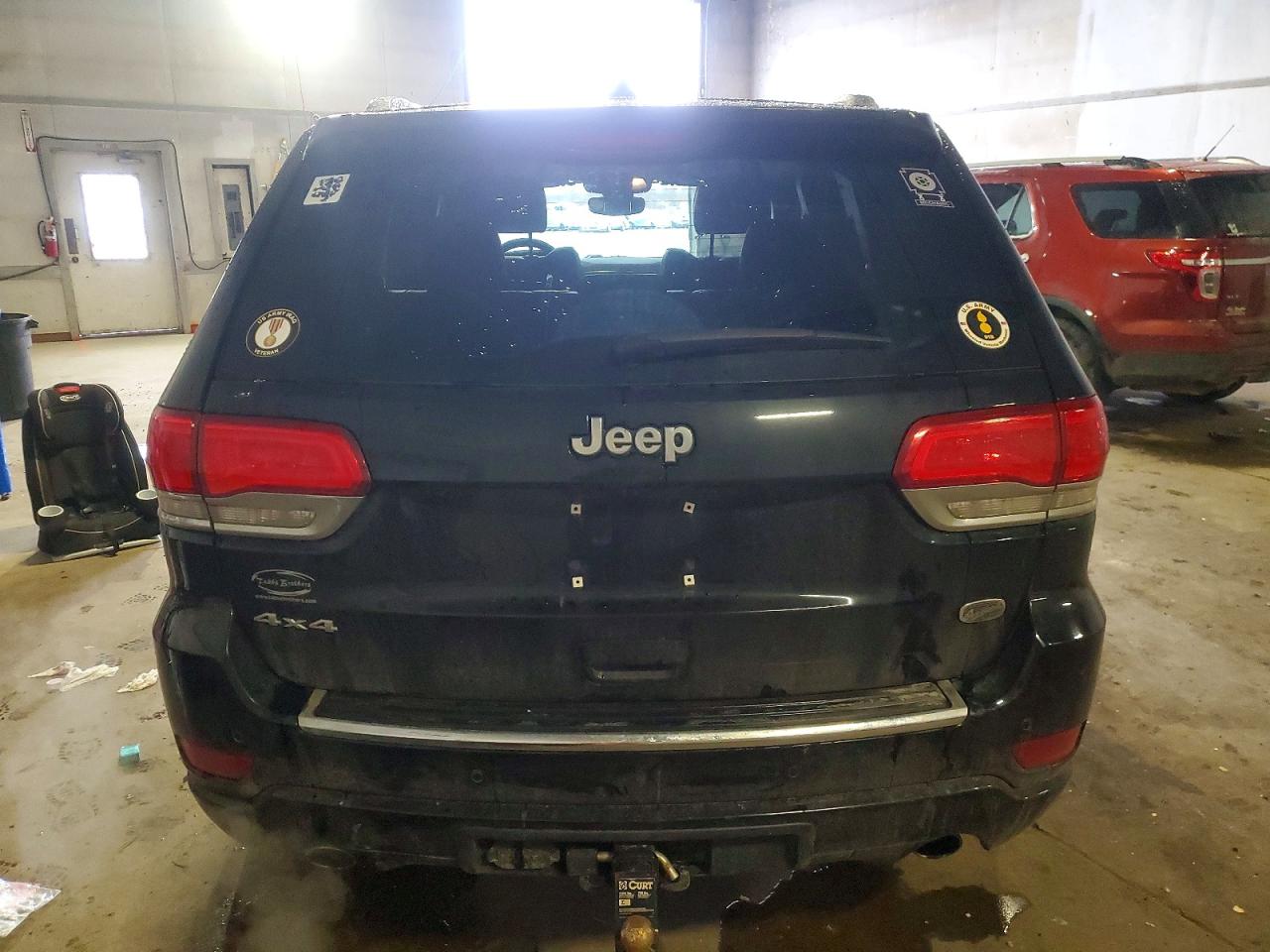 2018 JEEP GRAND CHEROKEE OVERLAND photo 6