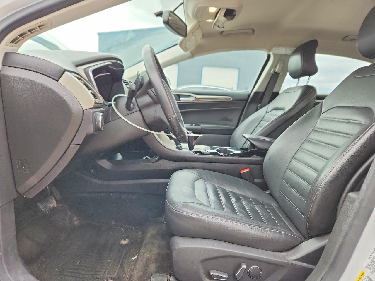 2016 FORD FUSION SE photo 7