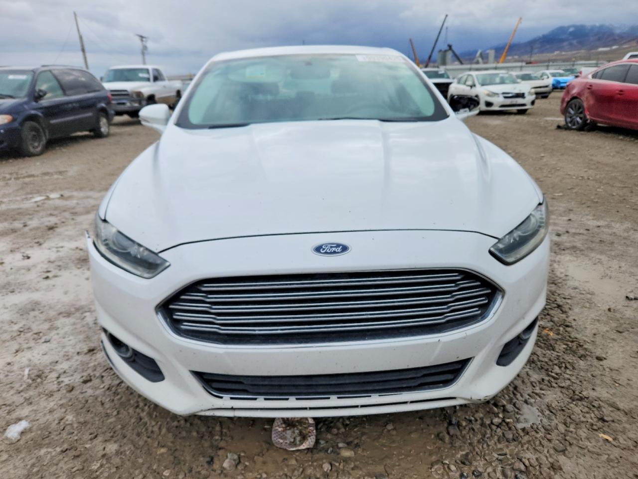 2016 FORD FUSION SE photo 5