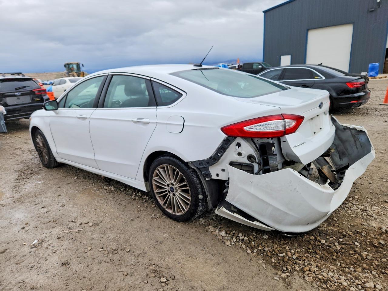 2016 FORD FUSION SE photo 2