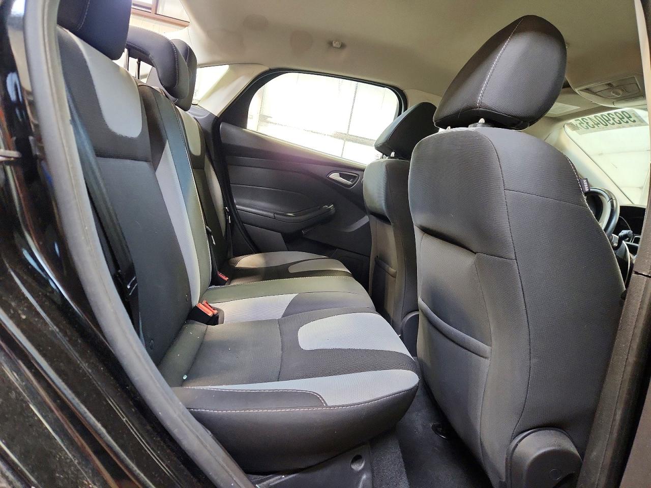 2013 FORD FOCUS SE photo 10