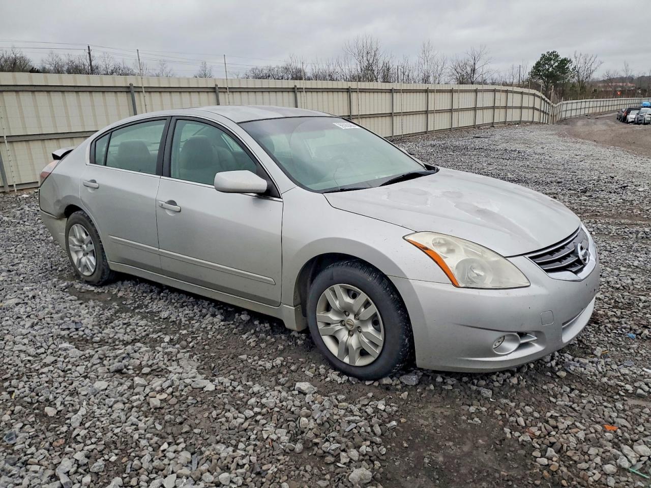 2011 NISSAN ALTIMA BASE photo 4