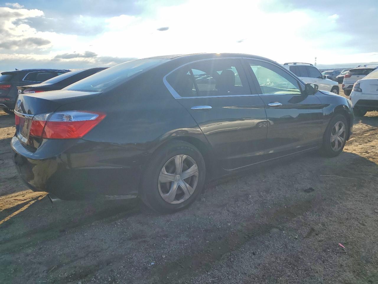 2013 HONDA ACCORD LX photo 3