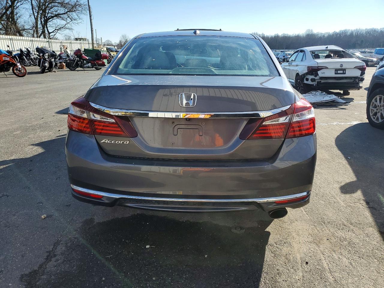 2017 HONDA ACCORD EXL photo 6