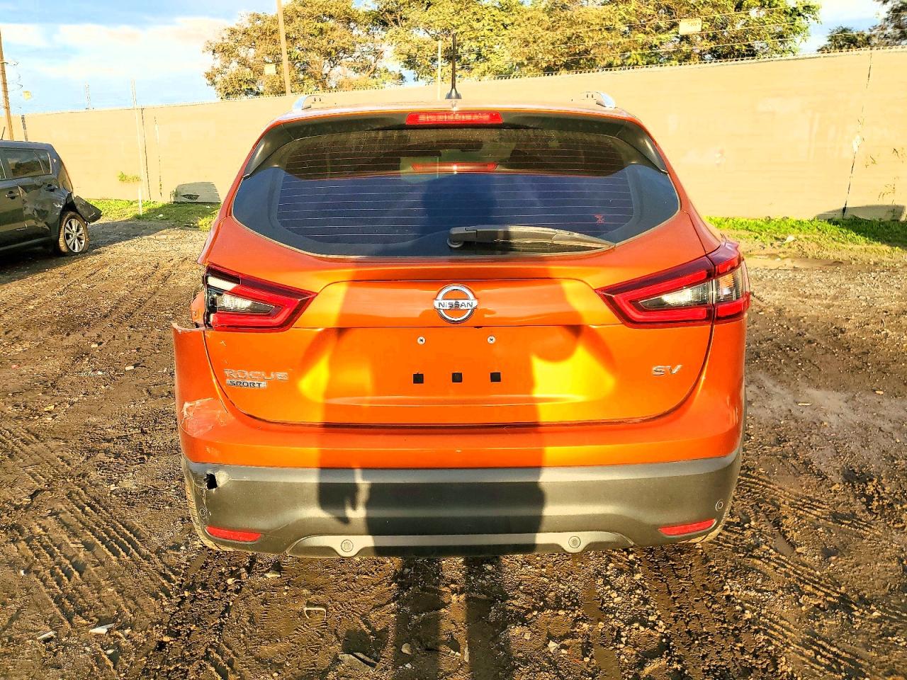 2020 NISSAN ROGUE SPORT S photo 11
