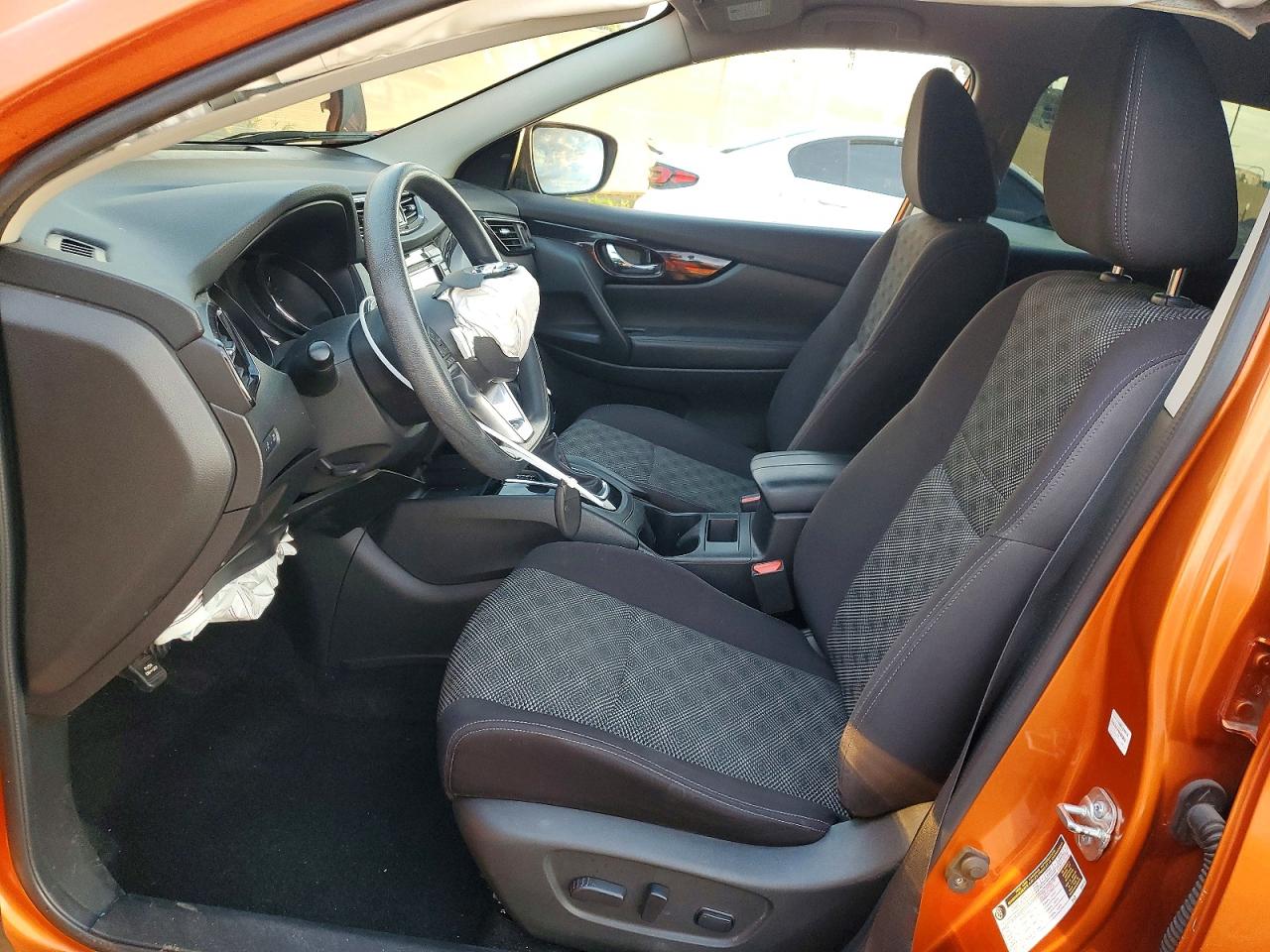2020 NISSAN ROGUE SPORT S photo 13
