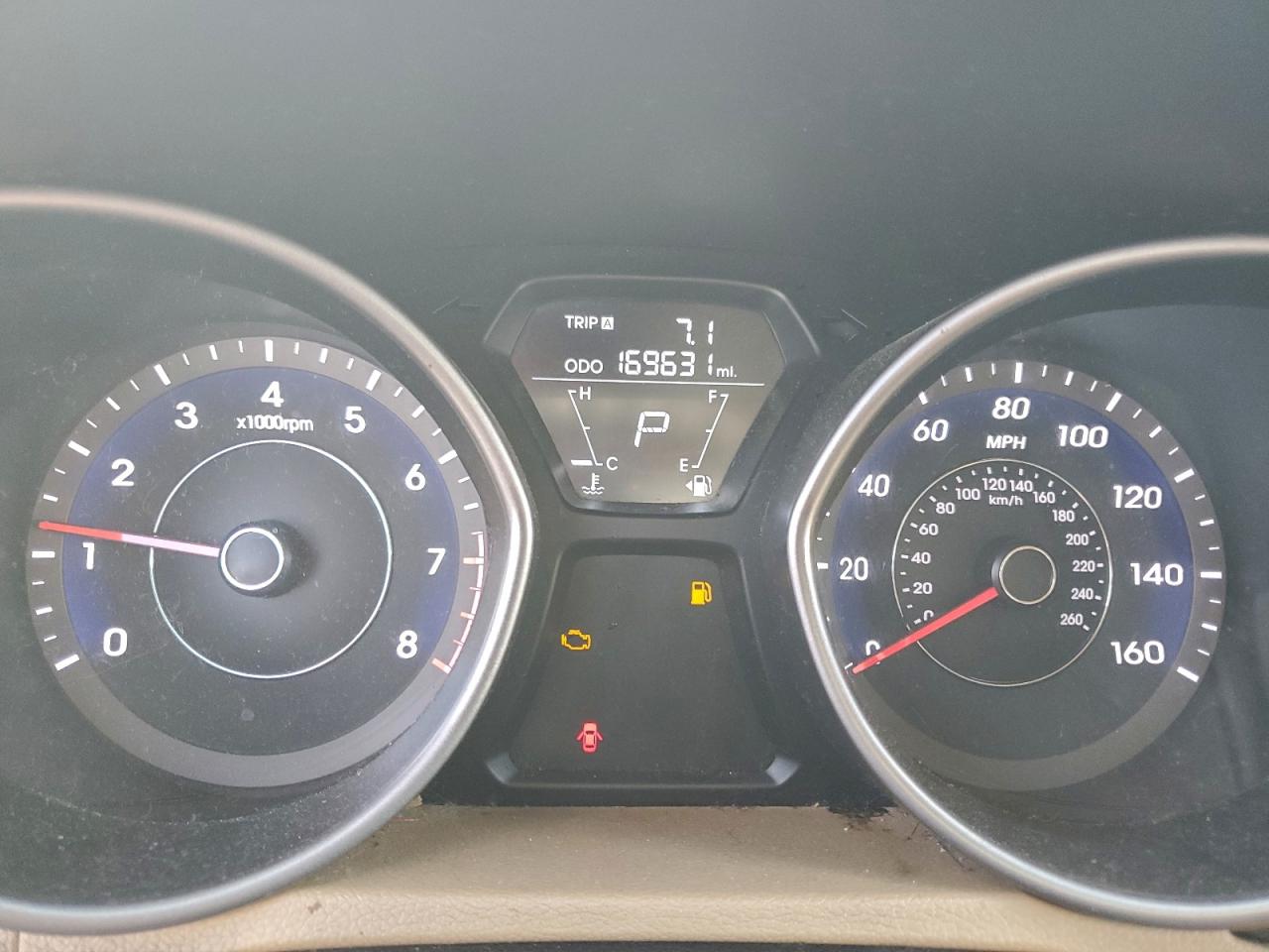 2013 HYUNDAI ELANTRA GLS photo 9