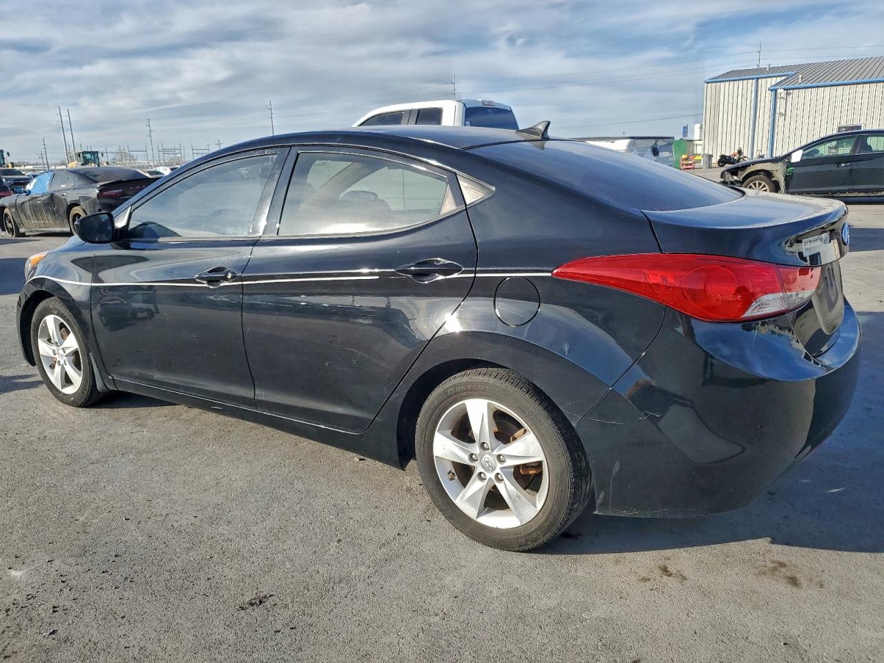 2013 HYUNDAI ELANTRA GLS photo 2