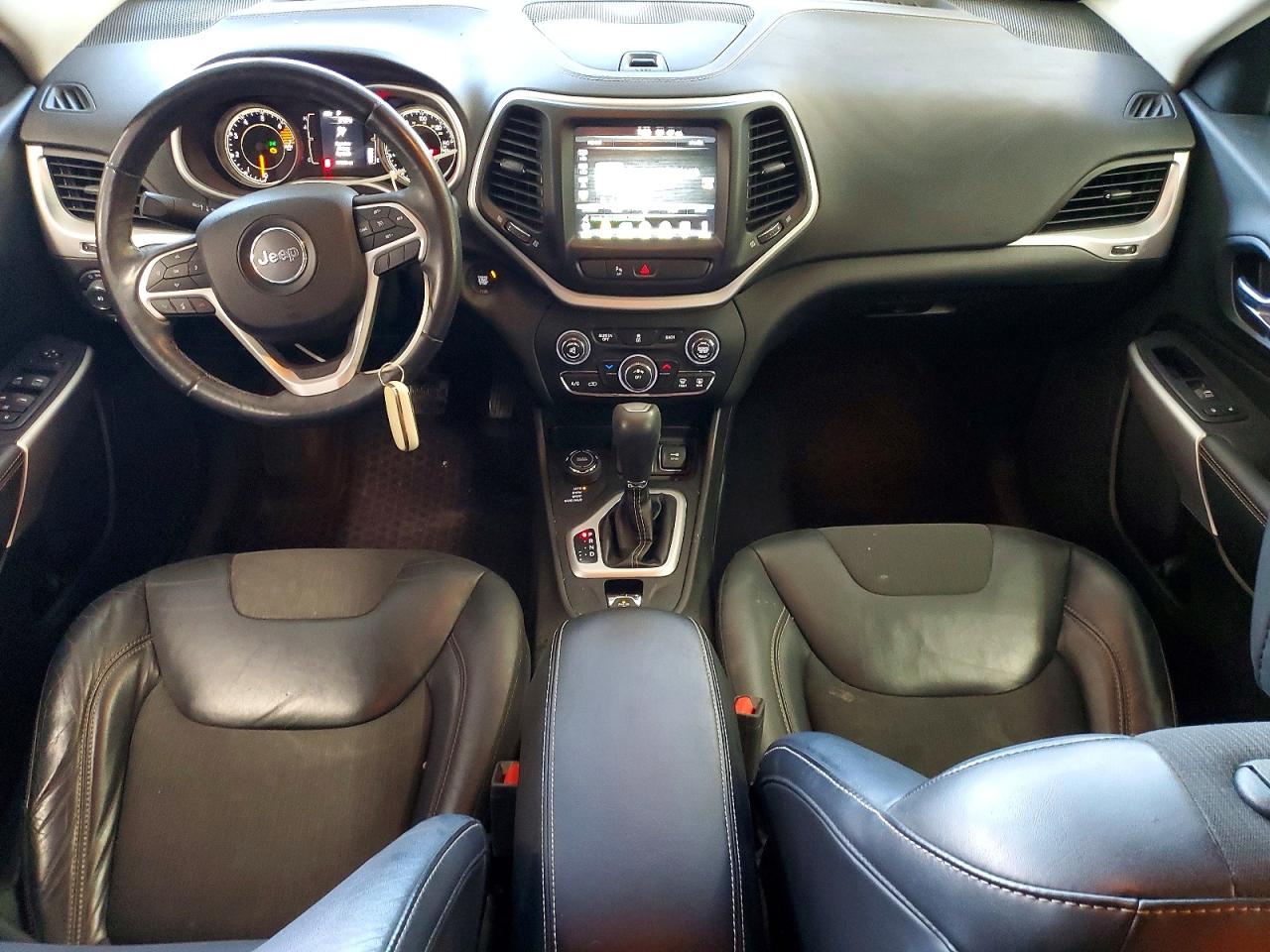 2018 JEEP CHEROKEE LATITUDE PLUS photo 8