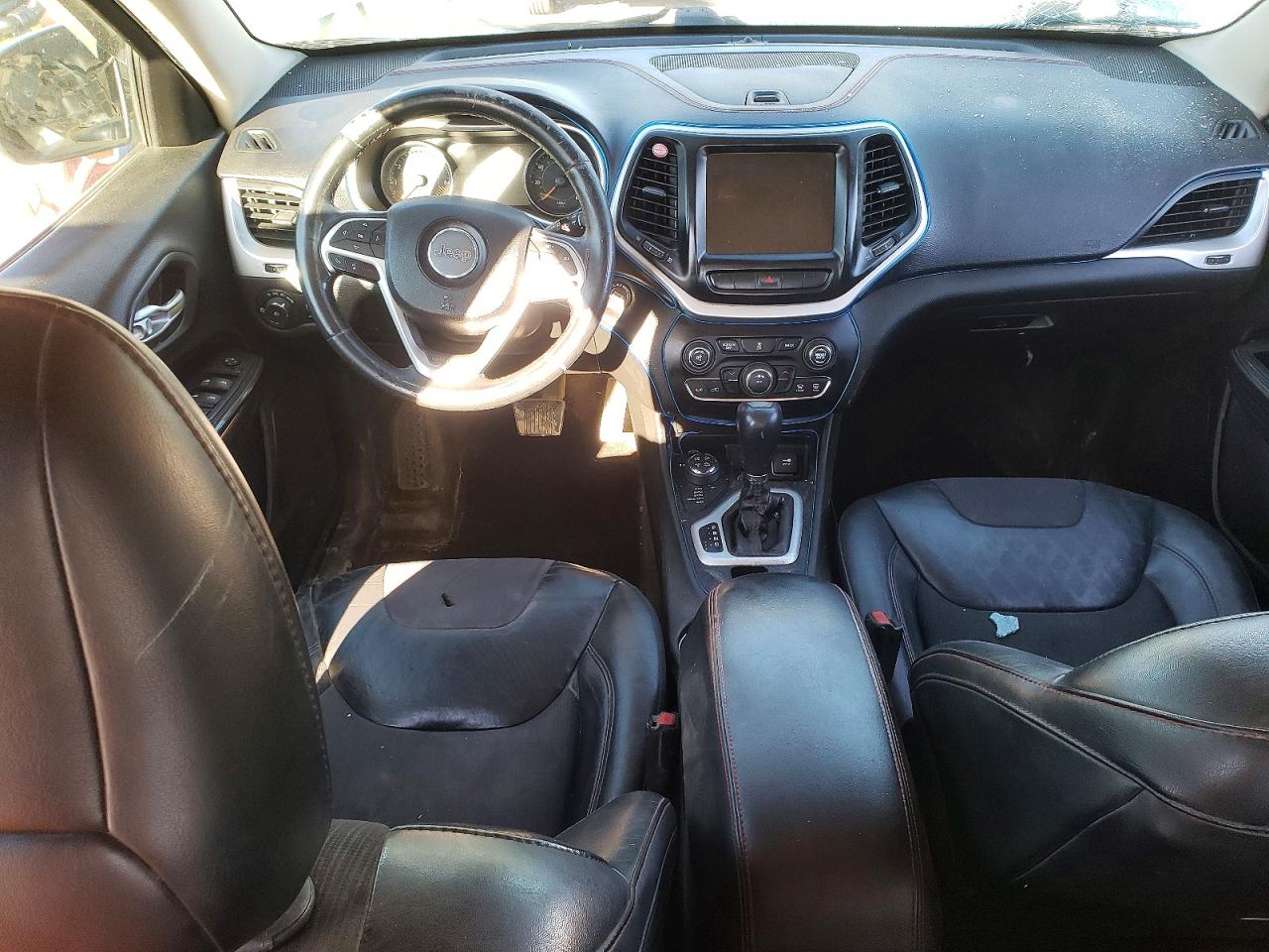 2015 JEEP CHEROKEE TRAILHAWK photo 8