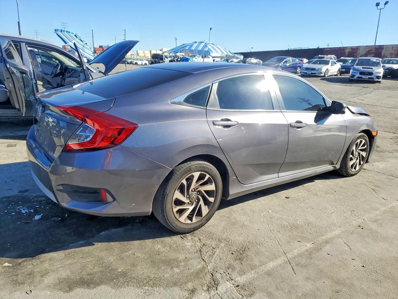 2016 HONDA CIVIC EX photo 5