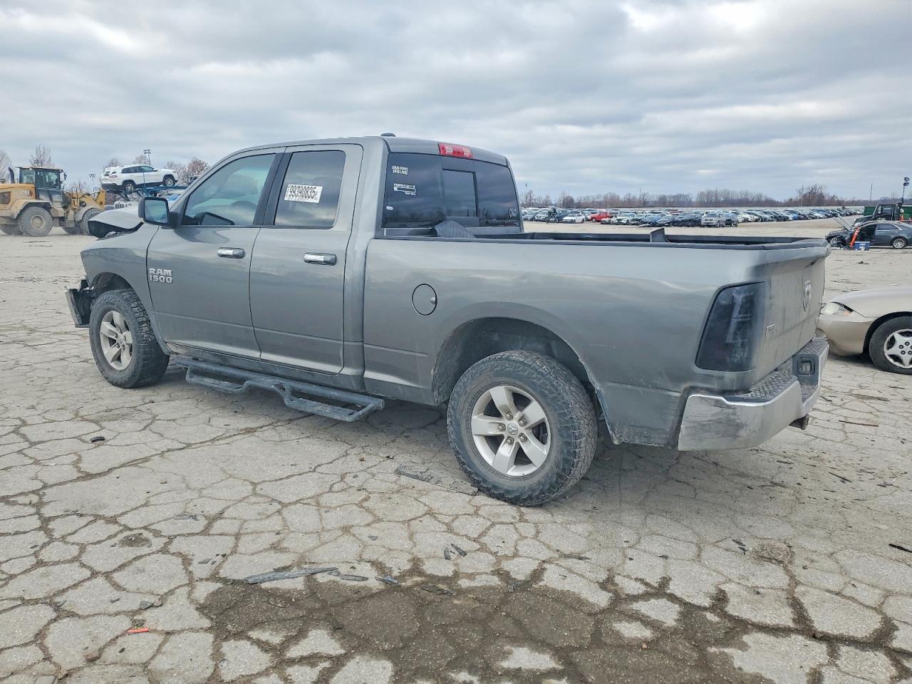 2013 RAM 1500 SLT photo 2