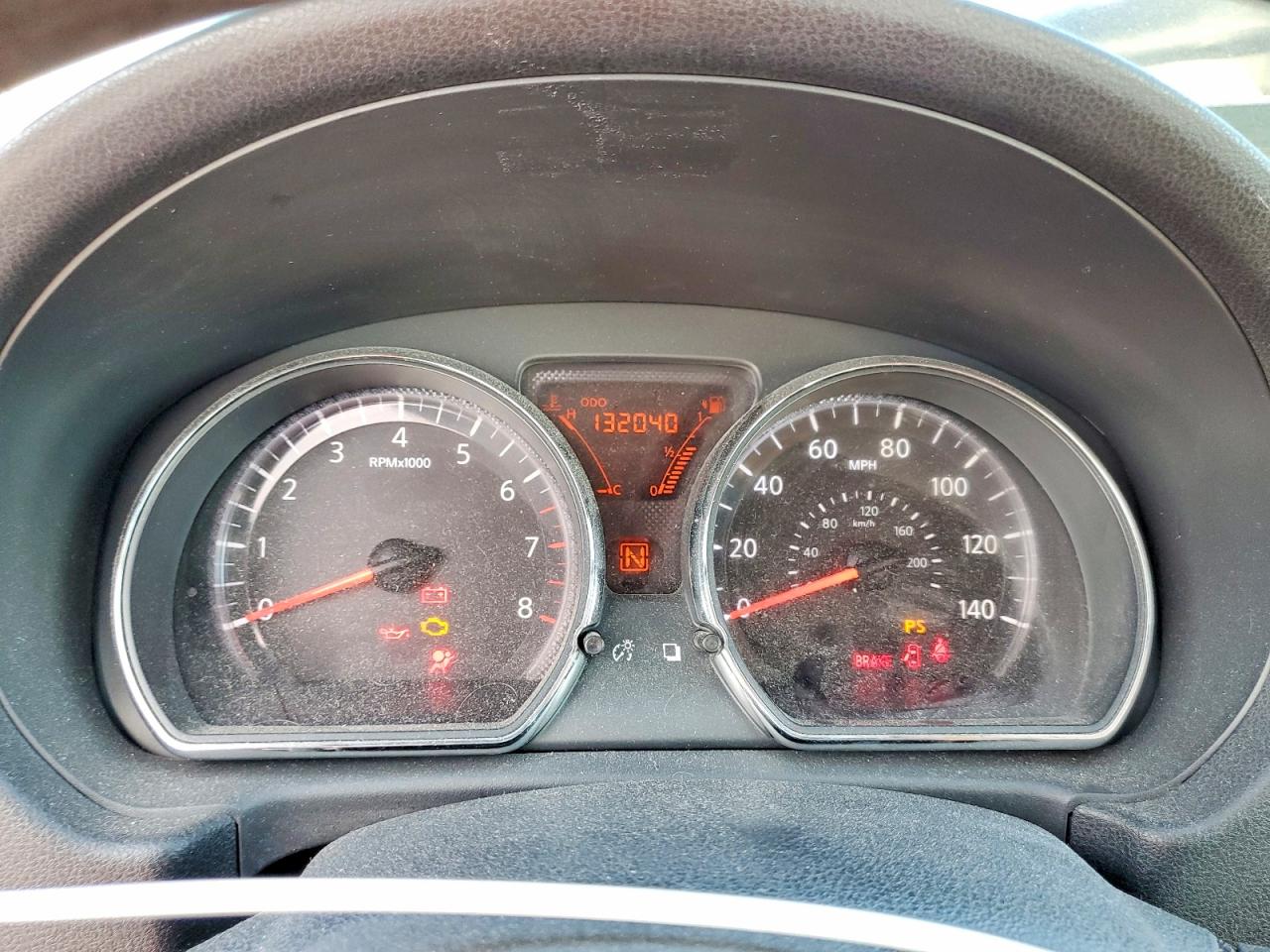 2012 NISSAN VERSA S photo 9