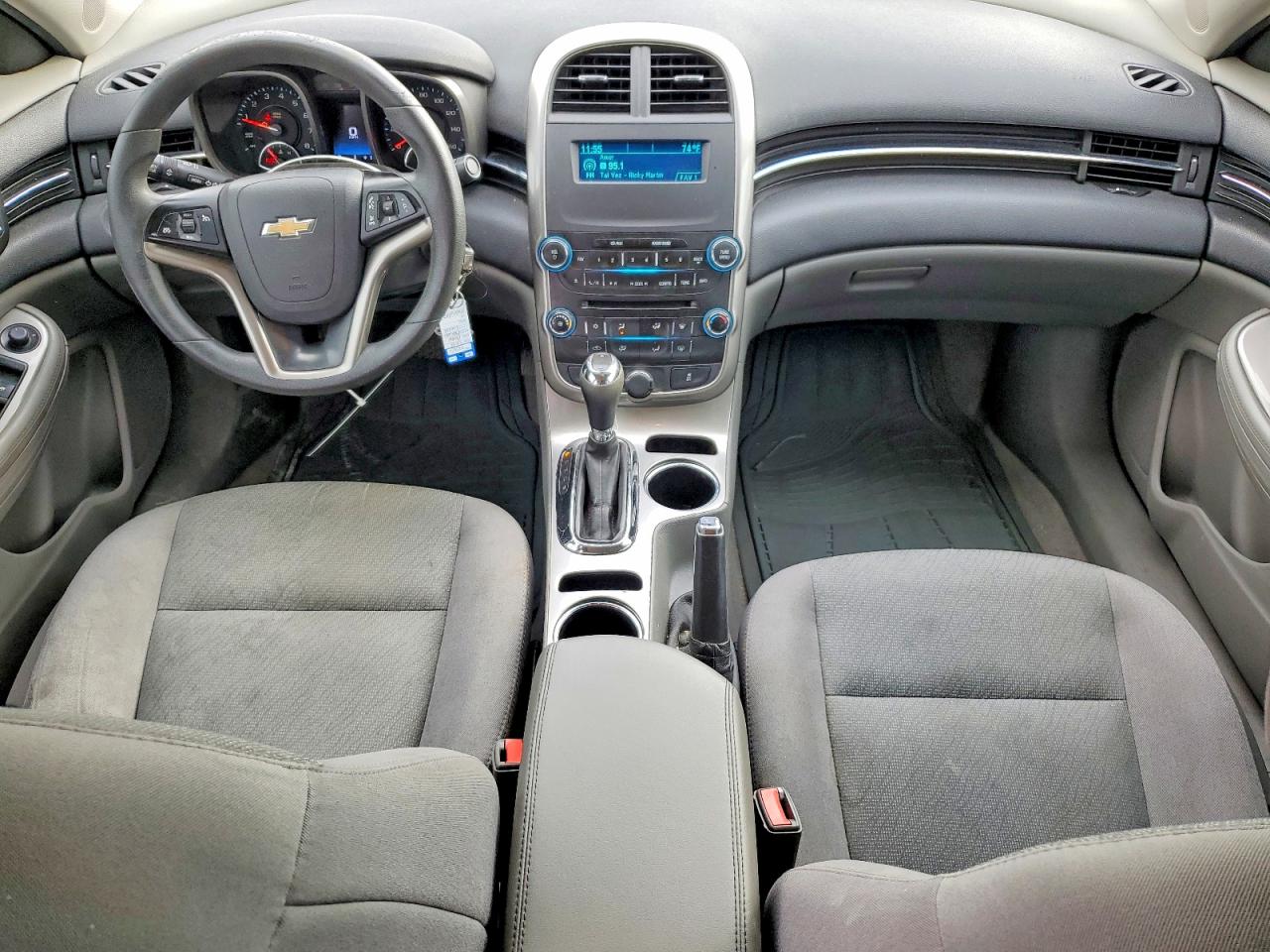 2014 CHEVROLET MALIBU LS photo 8