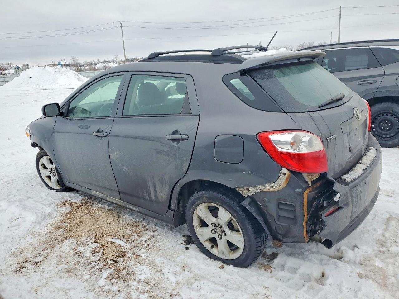 2010 TOYOTA COROLLA MATRIX photo 2