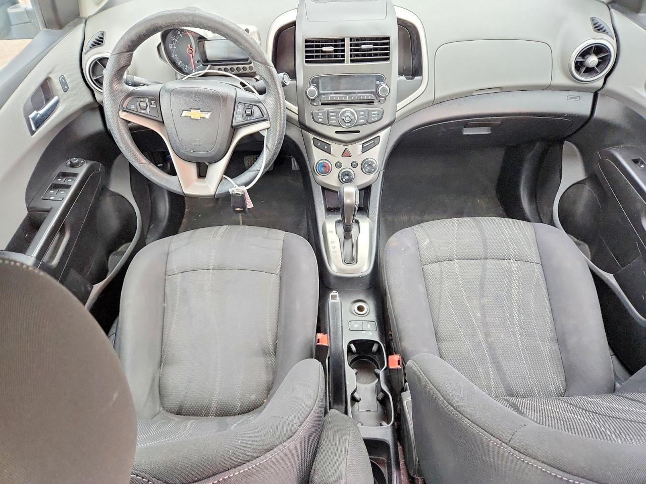2014 CHEVROLET SONIC LT photo 22