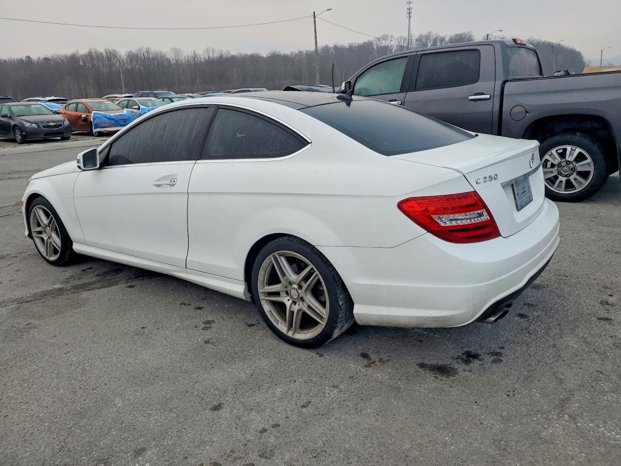2015 MERCEDES-BENZ C 250 photo 2