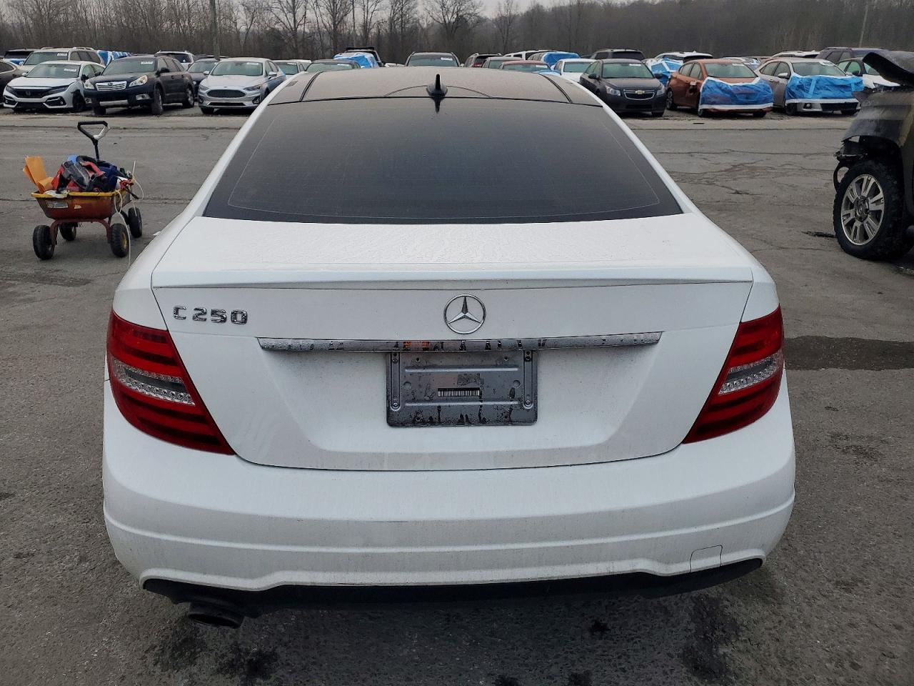 2015 MERCEDES-BENZ C 250 photo 6