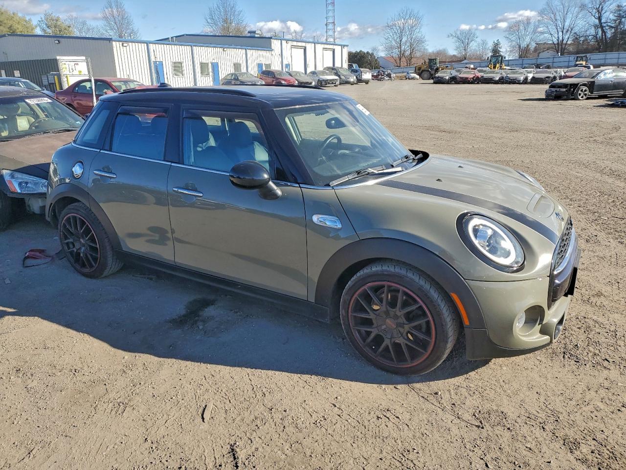 2019 MINI COOPER S photo 4