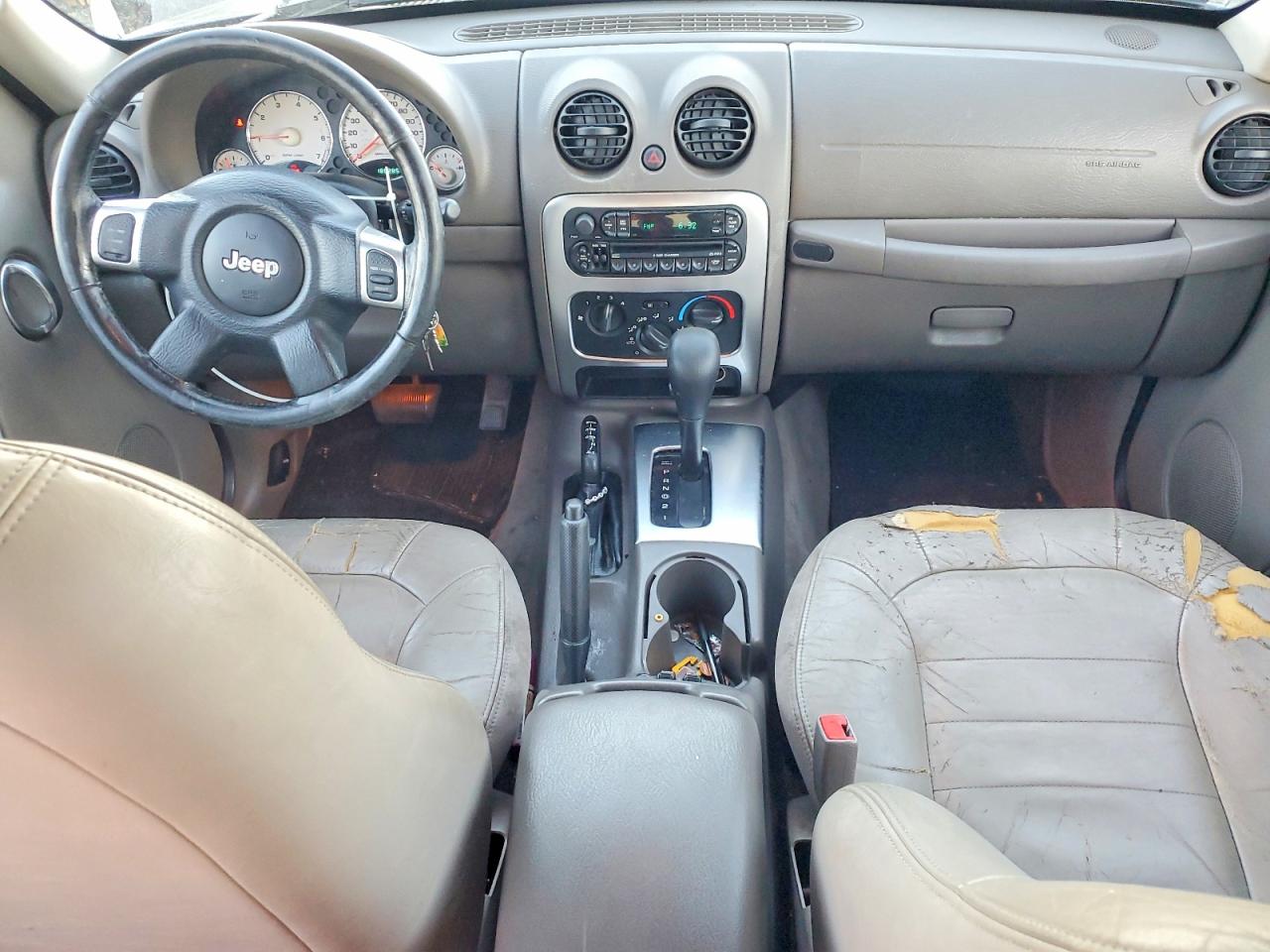 2004 JEEP LIBERTY LIMITED photo 8