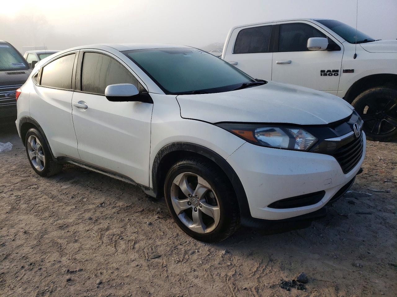 2016 HONDA HR-V LX photo 4