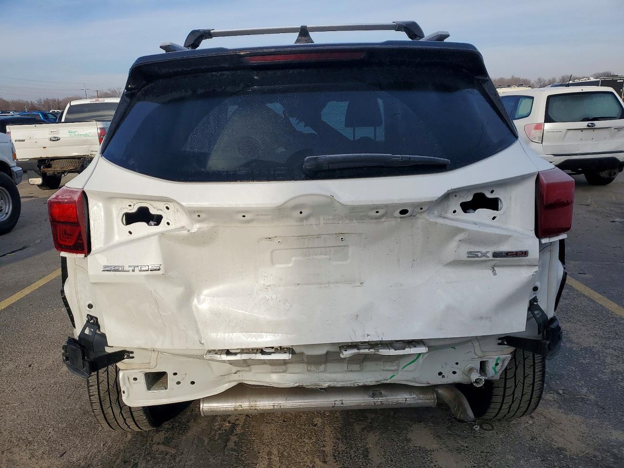 2021 KIA SELTOS SX photo 6
