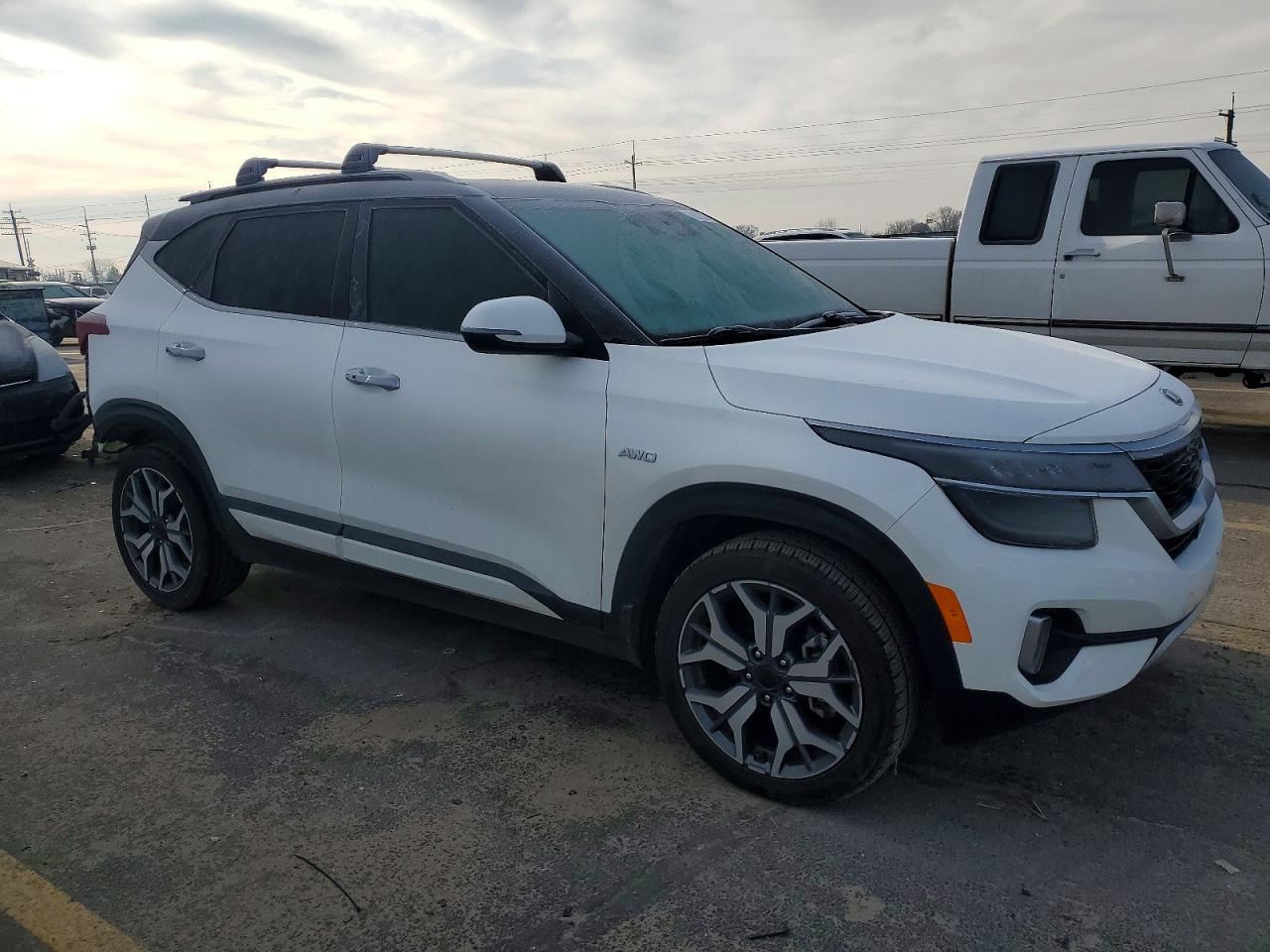 2021 KIA SELTOS SX photo 4