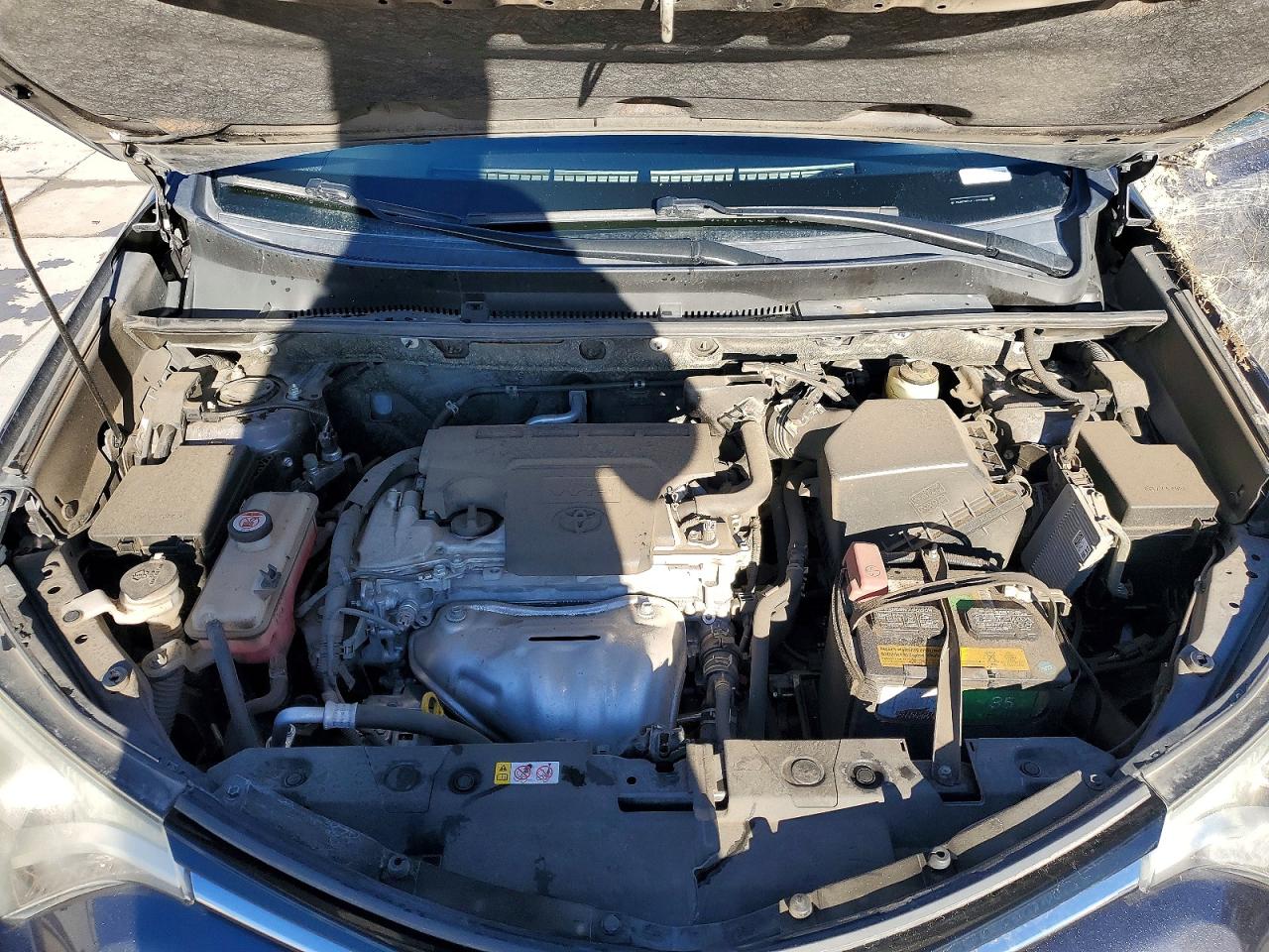 2018 TOYOTA RAV4 LE photo 12