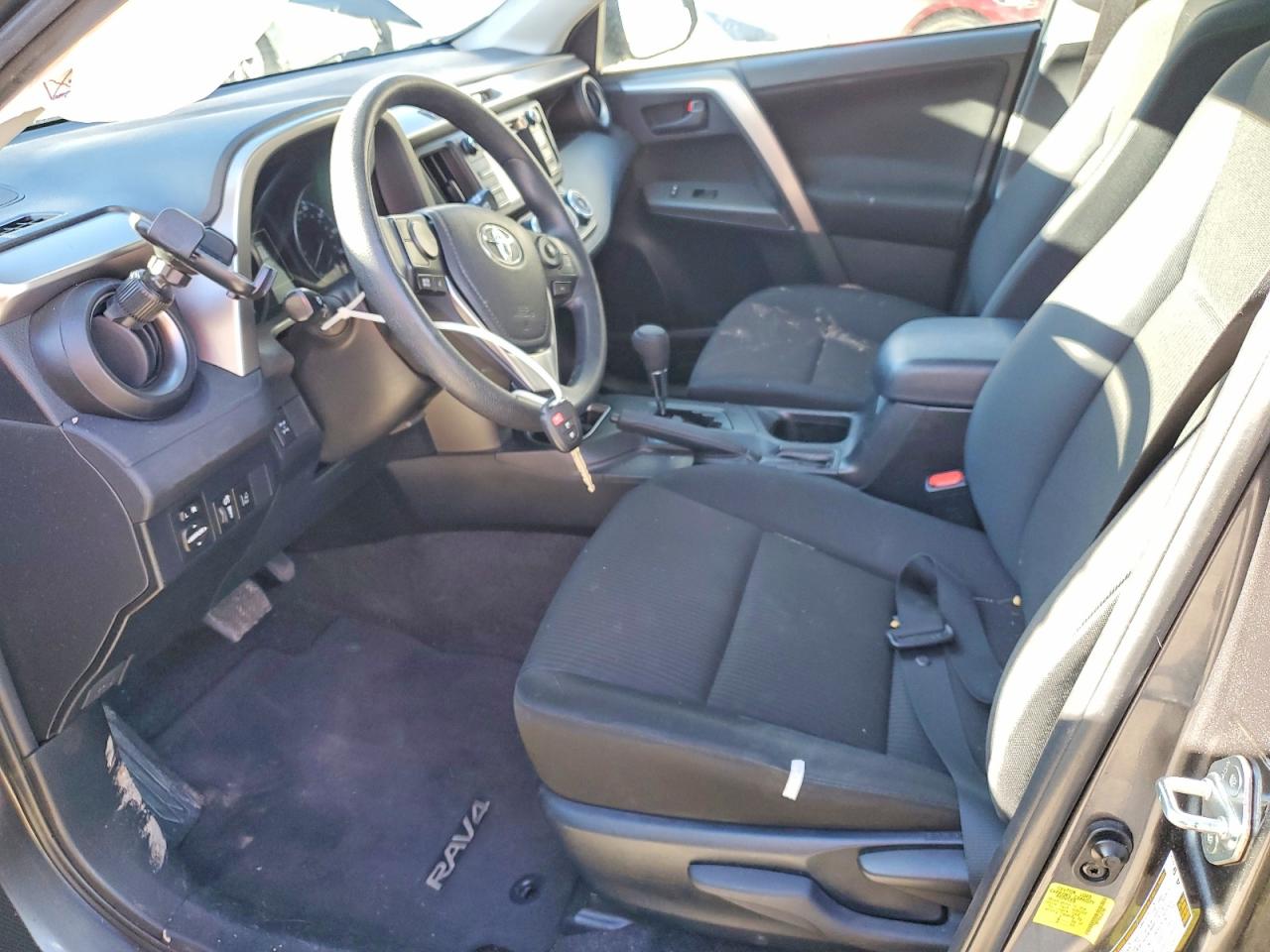 2018 TOYOTA RAV4 LE photo 7