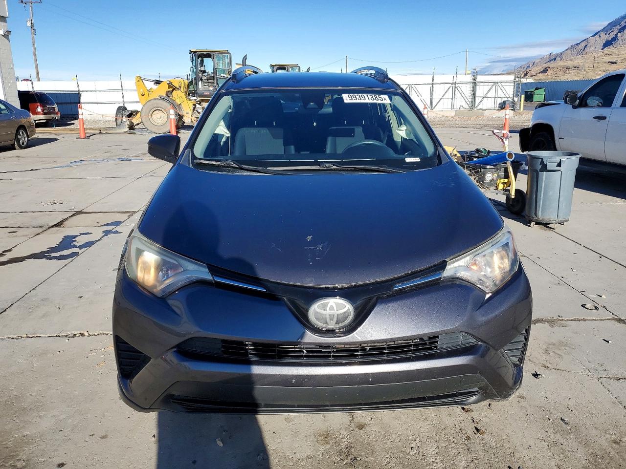 2018 TOYOTA RAV4 LE photo 5