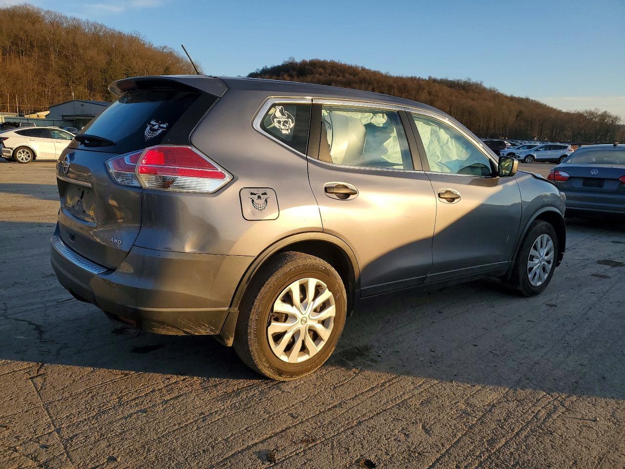 2016 NISSAN ROGUE S photo 3