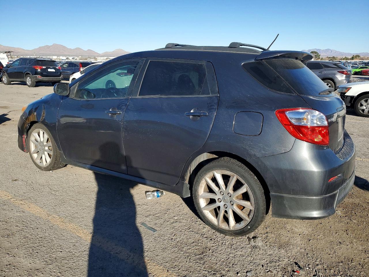 2009 TOYOTA COROLLA MATRIX XRS photo 2