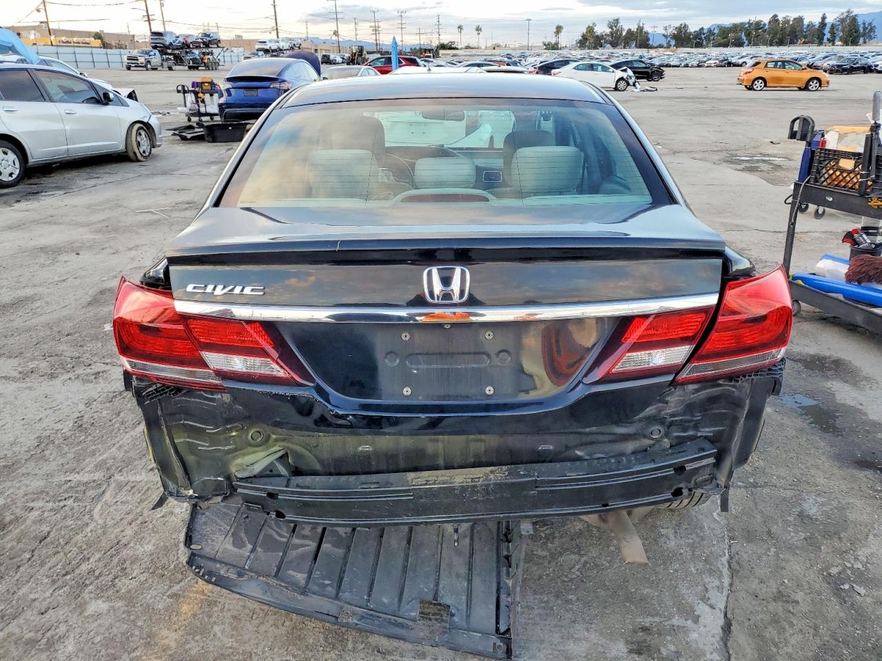 2013 HONDA CIVIC LX photo 11