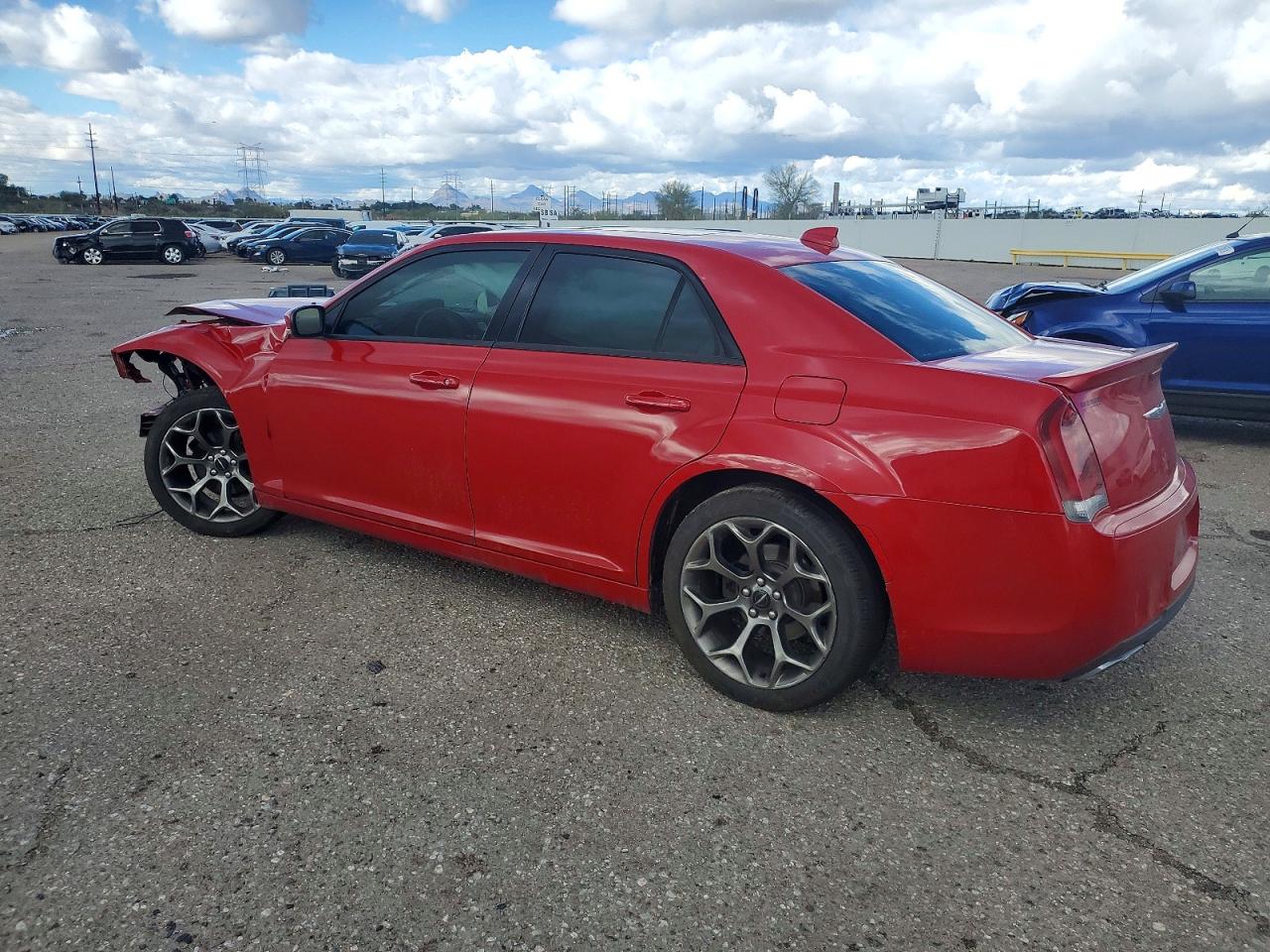 2015 CHRYSLER 300 S photo 2
