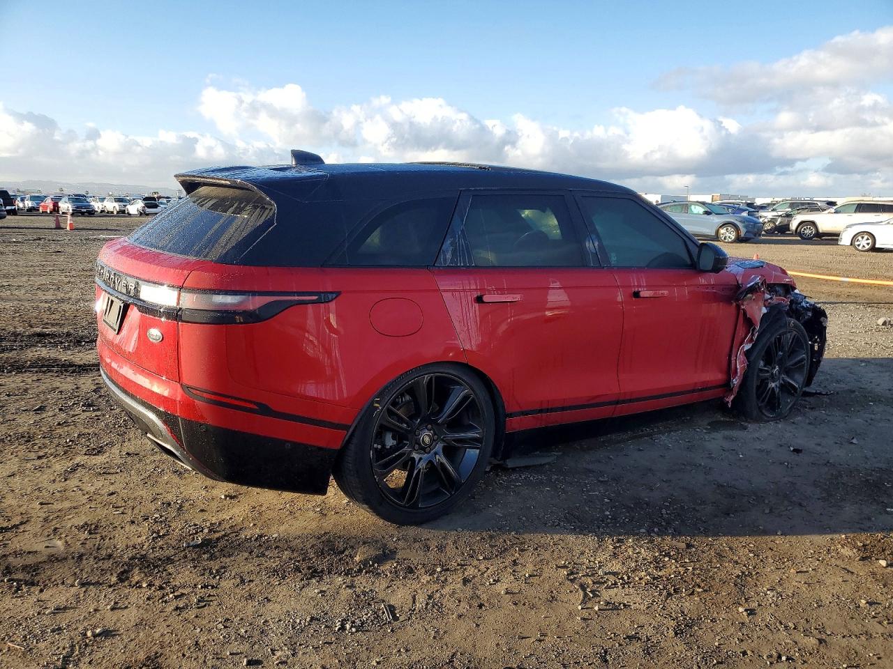 2019 LAND ROVER RANGE ROVER VELAR R-DYNAMIC HSE photo 3