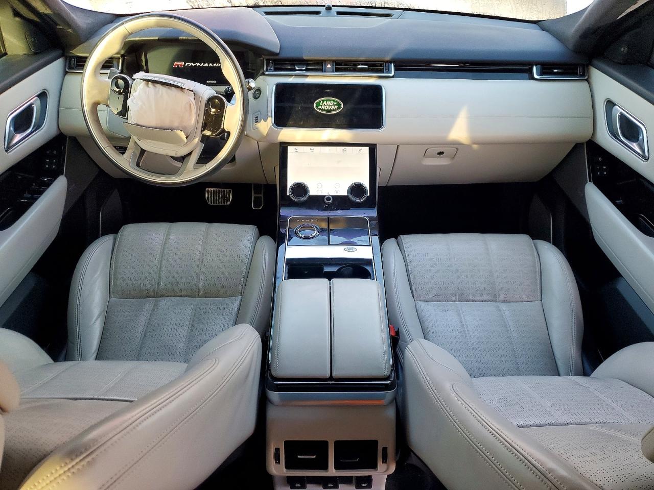 2019 LAND ROVER RANGE ROVER VELAR R-DYNAMIC HSE photo 8