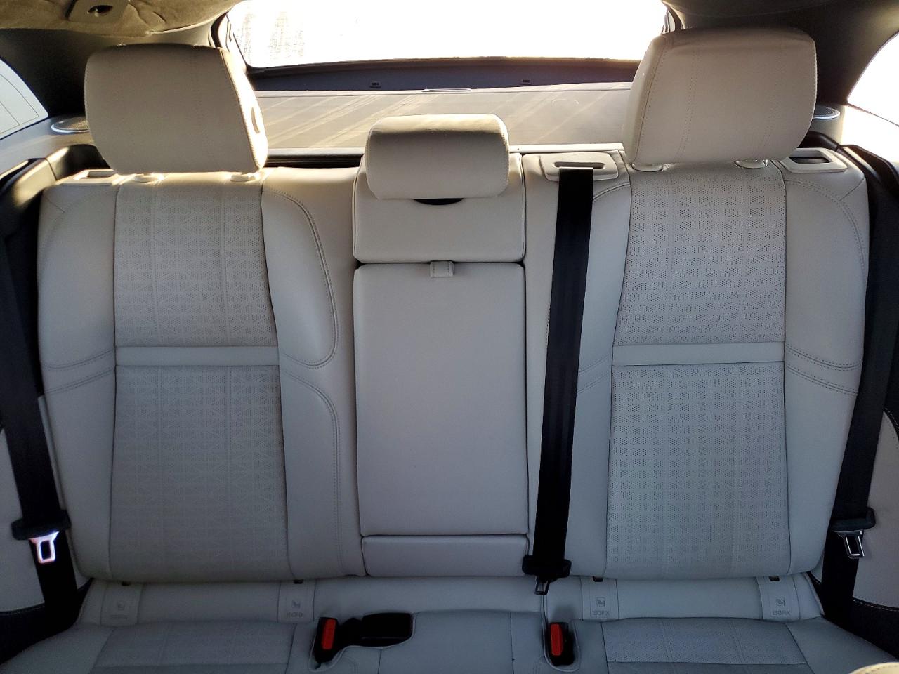 2019 LAND ROVER RANGE ROVER VELAR R-DYNAMIC HSE photo 10