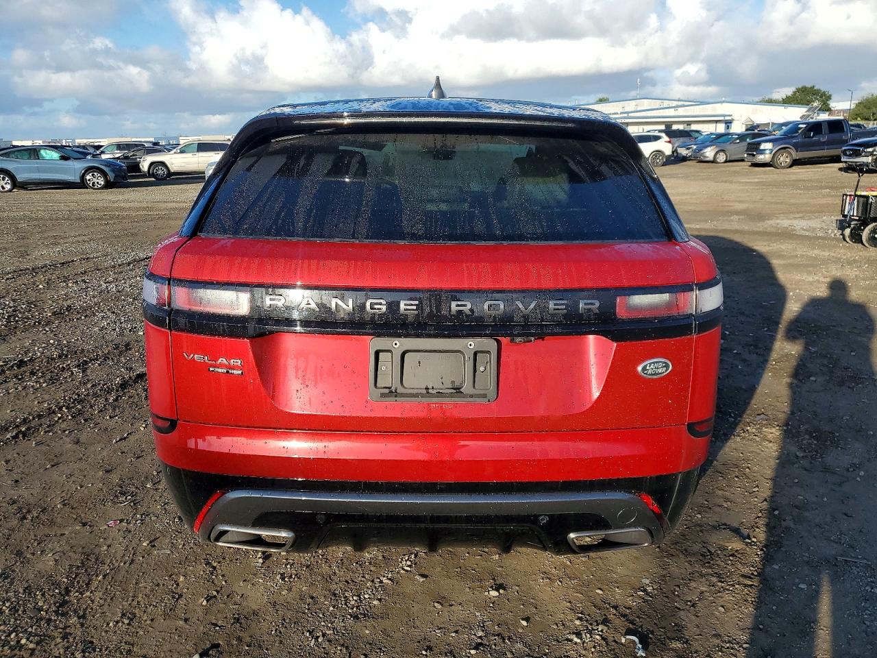 2019 LAND ROVER RANGE ROVER VELAR R-DYNAMIC HSE photo 6
