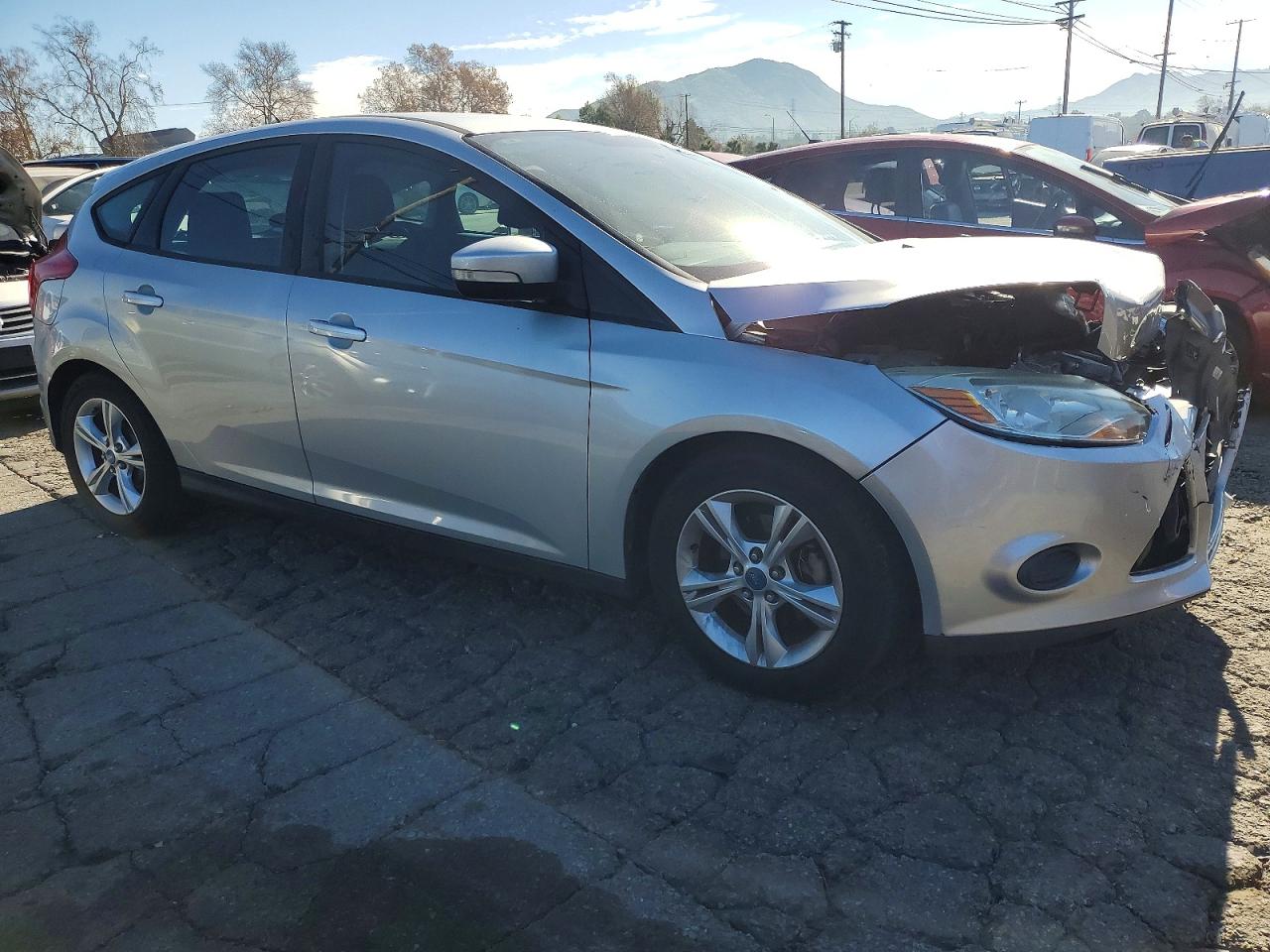 2013 FORD FOCUS SE photo 4