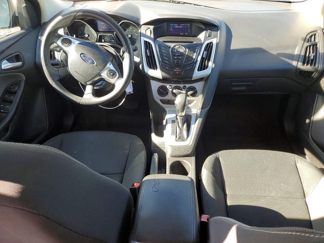 2013 FORD FOCUS SE photo 8