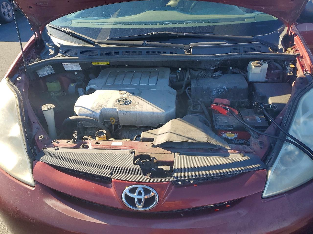 2007 TOYOTA SIENNA CE photo 12